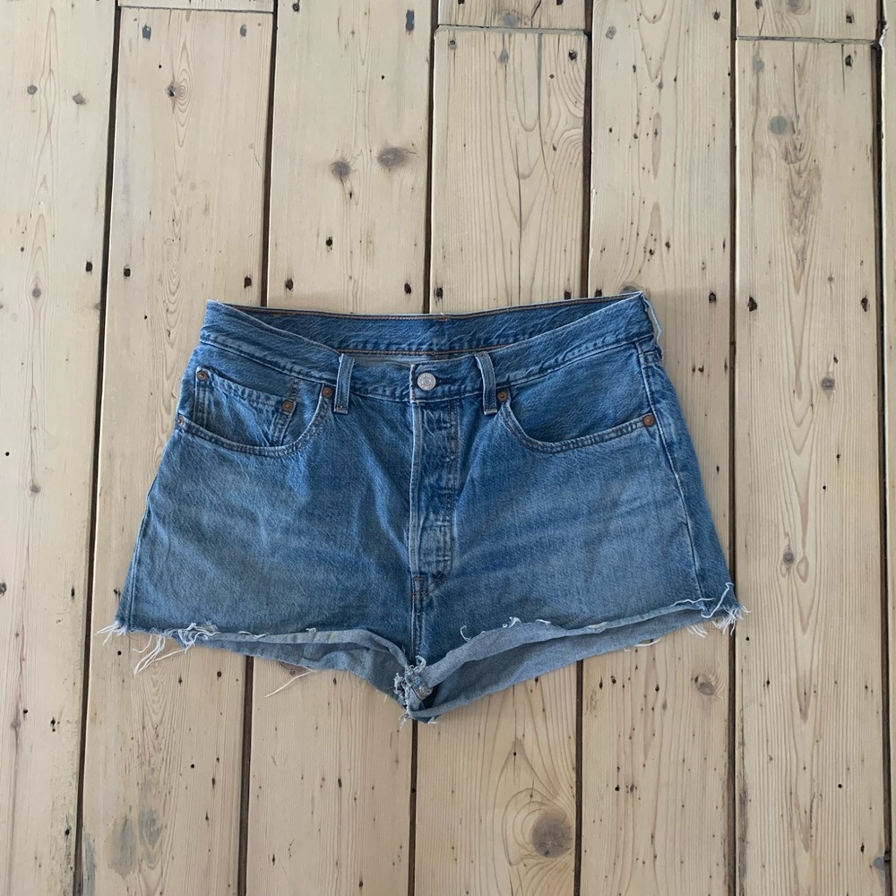 Levi’s shorts